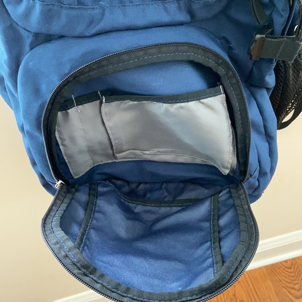 Dark Blue Jansport Backpack Gem